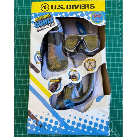 U.S. Divers Silicone Adult Snorkeling Set S/M With Mask Snorkel & Fins - Picture 1 of 6